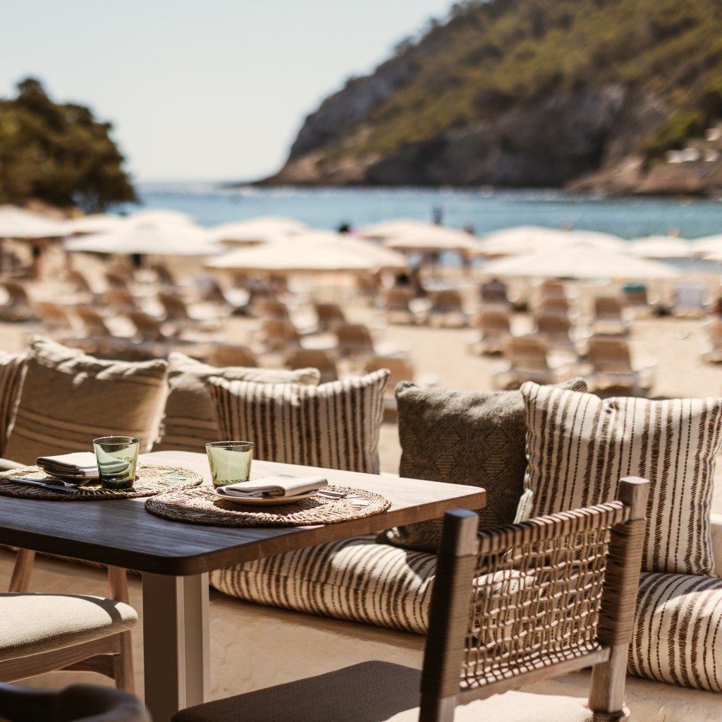 Sonrojo Ibiza Beach Restaurant looking to Cala Llonga Sea Views